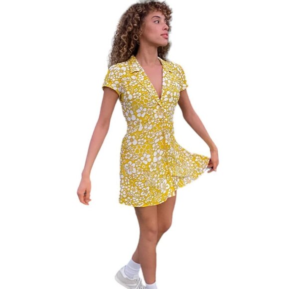 Aritza Sunday Best Vida Dress Flora Mini Shirt Button Front Size Small Yellow - Picture 6 of 11